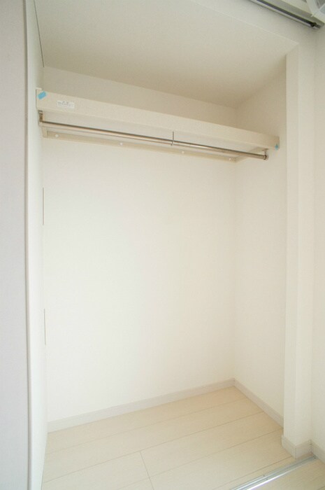 物件内観写真10　(収納)