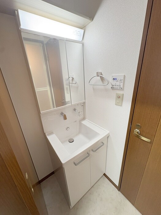 物件内観写真12　(洗面)