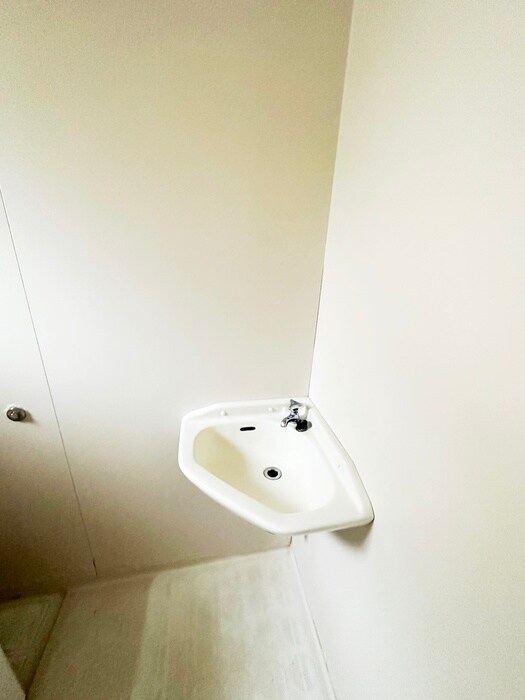 物件内観写真11　(洗面)