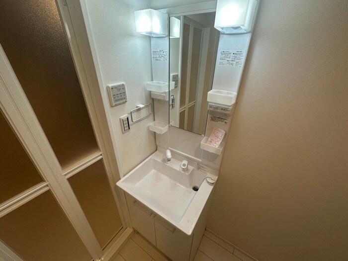 物件内観写真10　(洗面)