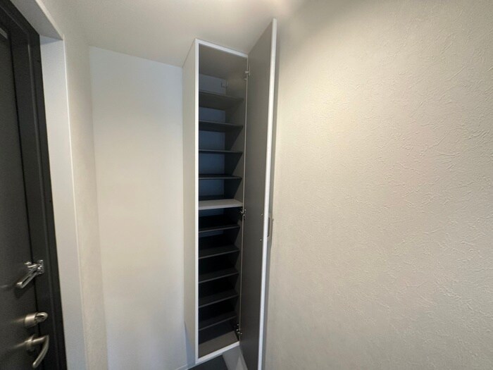 物件内観写真18　(靴箱)