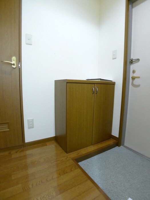 物件内観写真14　(靴箱)
