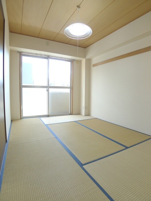 物件内観写真19　(室内からの展望)