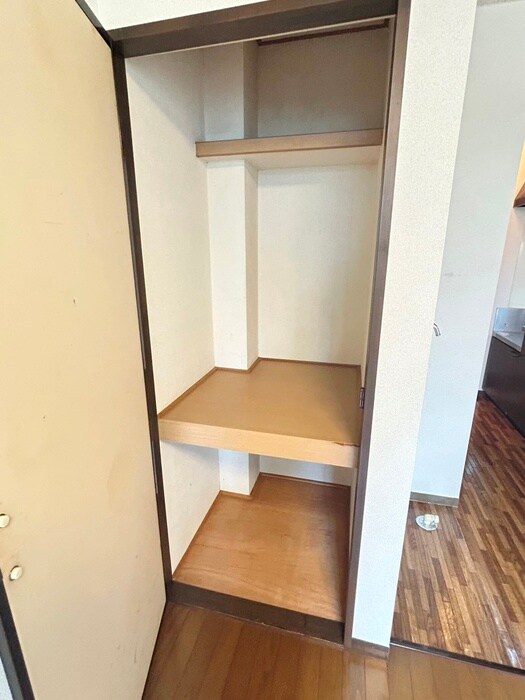 物件内観写真9　(収納)