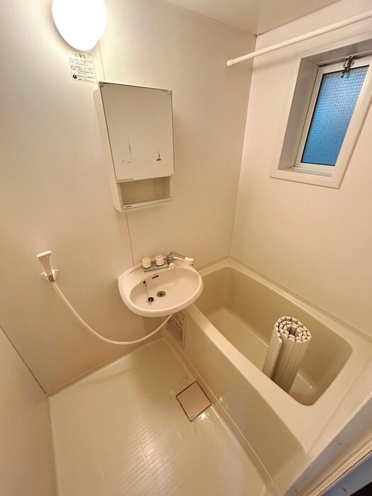 物件内観写真12　(バス／シャワールーム等)