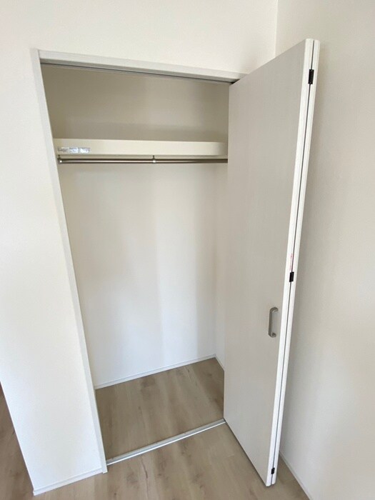 物件内観写真11　(収納)