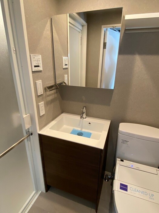 物件内観写真12　(洗面)