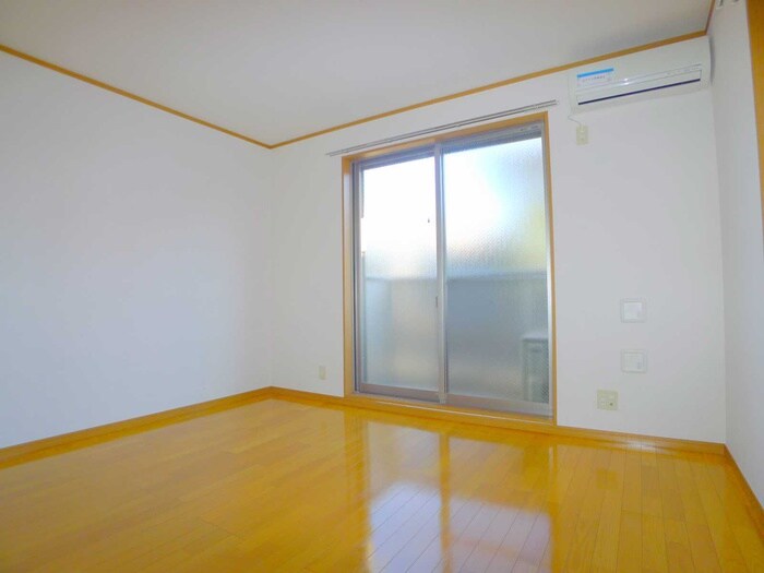 物件内観写真9　(室内からの展望)