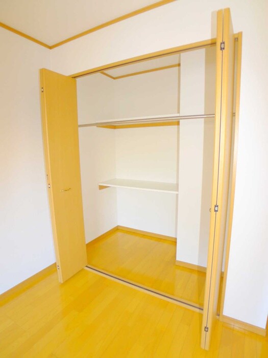 物件内観写真11　(収納)