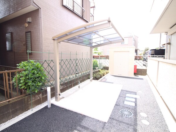 駐輪場