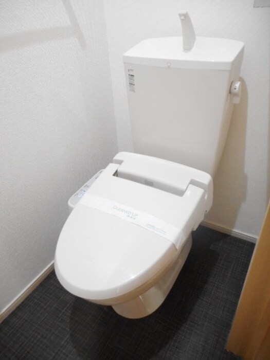 物件内観写真12　(トイレ)