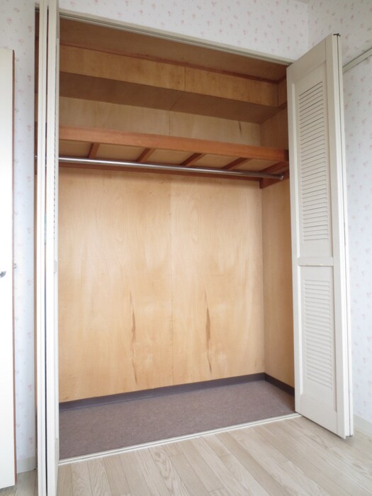 物件内観写真15　(収納)