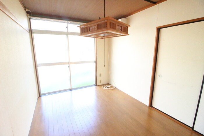 物件内観写真7　(居室)