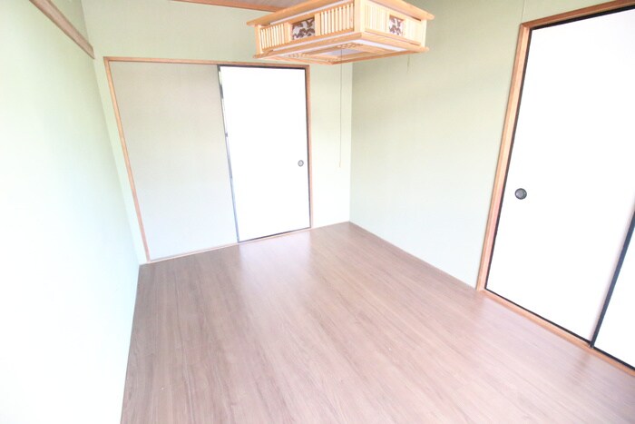 物件内観写真11　(居室)