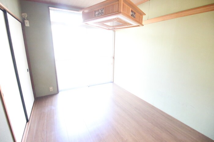 物件内観写真12　(居室)