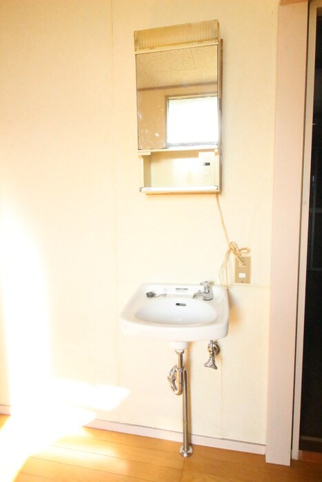 物件内観写真17　(洗面)
