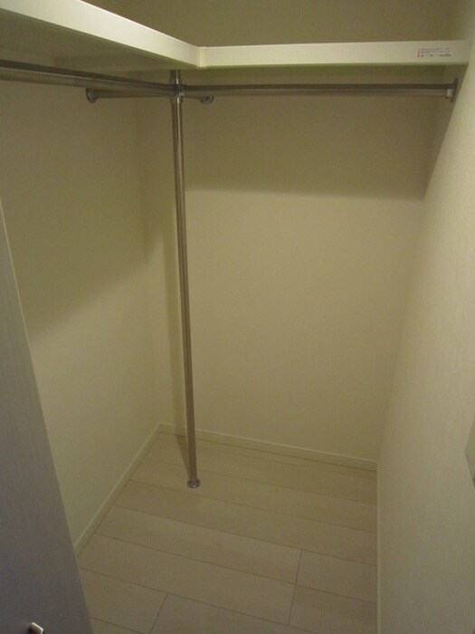 物件内観写真11　(収納)