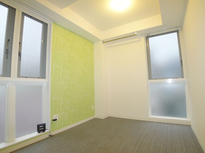 物件内観写真10　(居室)