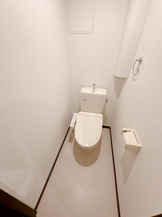 物件内観写真12　(トイレ)