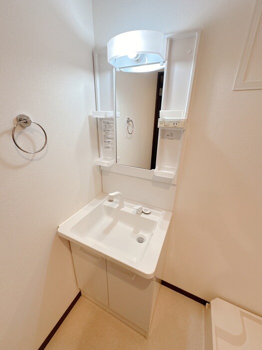 物件内観写真13　(洗面)