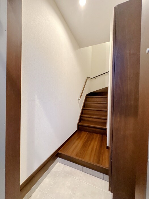 物件内観写真14　(廊下)