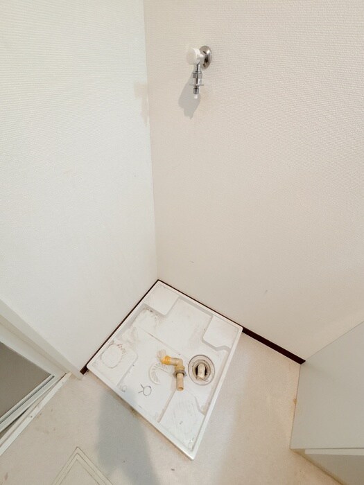 物件内観写真19　(洗濯機置場)