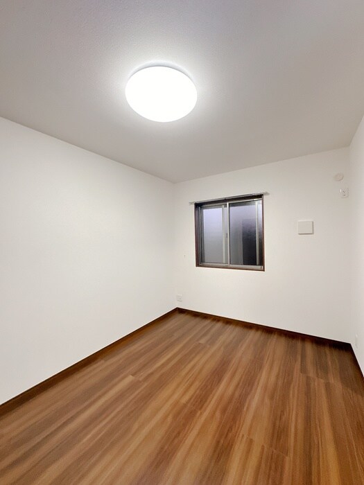 物件内観写真21　(居室)