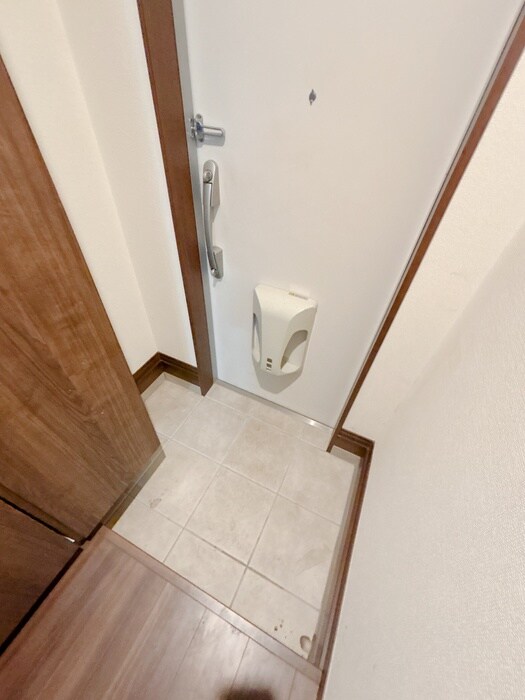 物件内観写真21　(玄関)