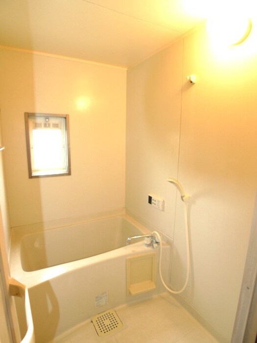 物件内観写真10　(バス／シャワールーム等)