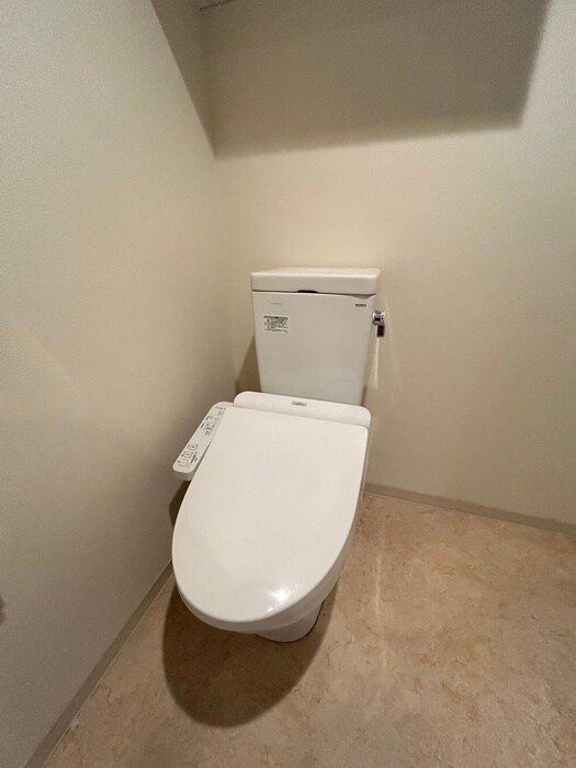 物件内観写真14　(トイレ)