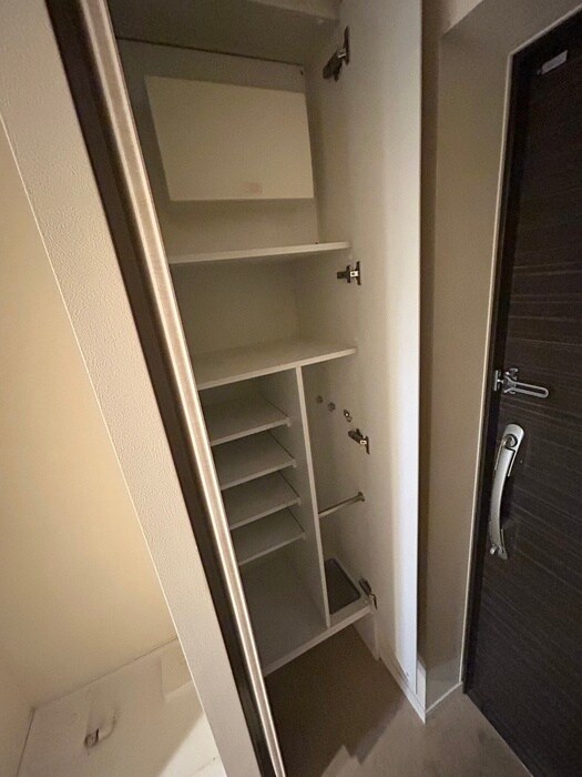 物件内観写真18　(靴箱)