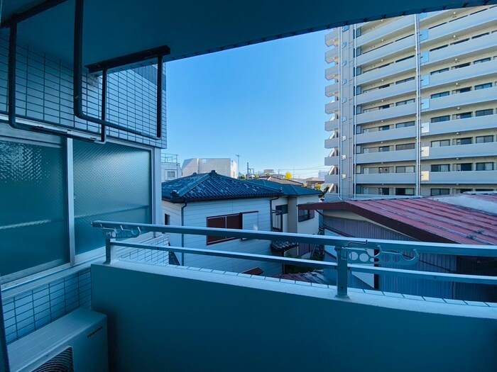 物件内観写真21　(室内からの展望)