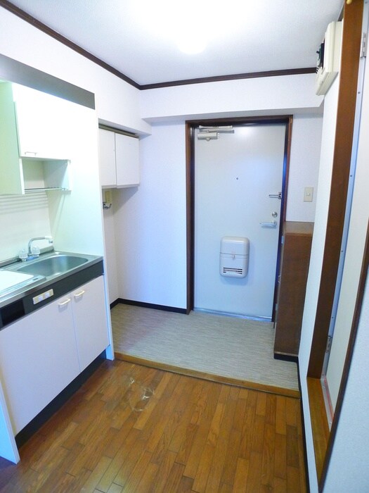 物件内観写真8　(廊下)