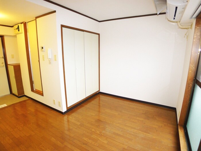 物件内観写真14　(居室)