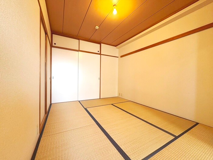 物件内観写真10　(居室)