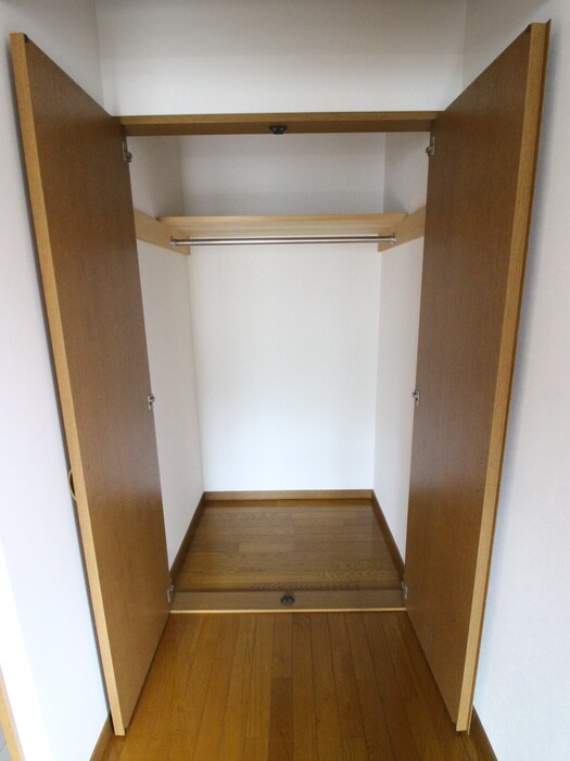 物件内観写真11　(収納)