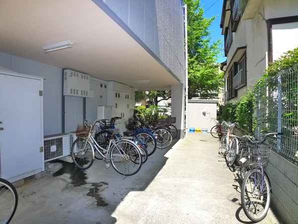 駐輪場