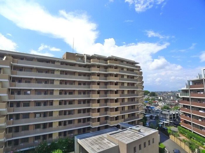 物件内観写真22　(室内からの展望)