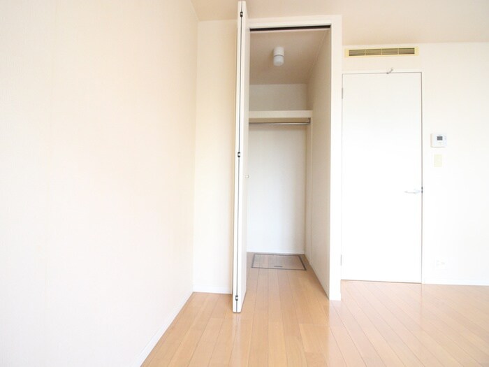 物件内観写真9　(収納)