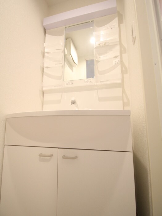物件内観写真11　(洗面)