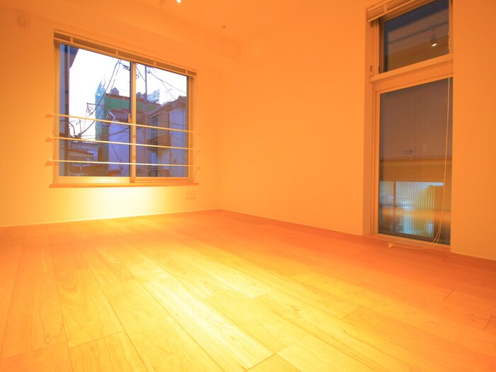 物件内観写真4　(居室)