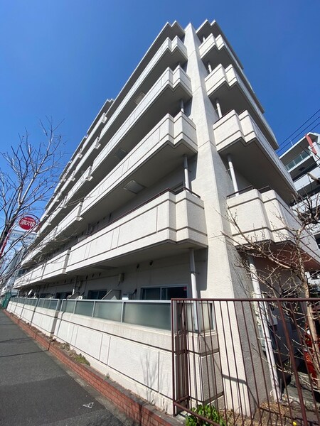 ｵﾘﾝﾋﾟｯｸﾏﾝｼｮﾝ中村橋604号外観写真