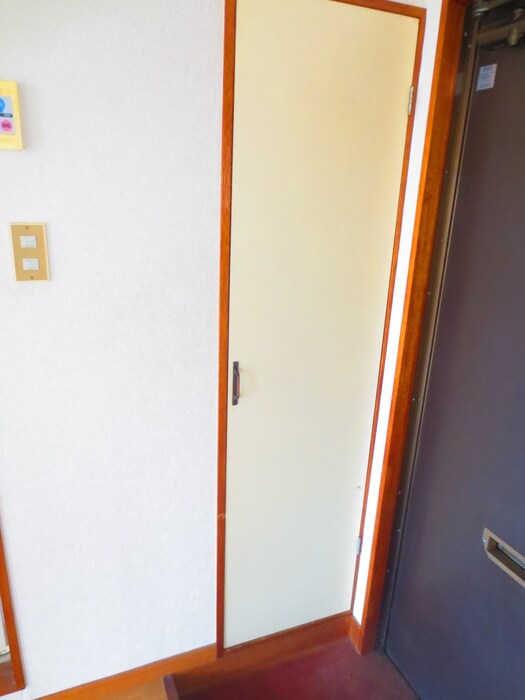 物件内観写真13　(靴箱)