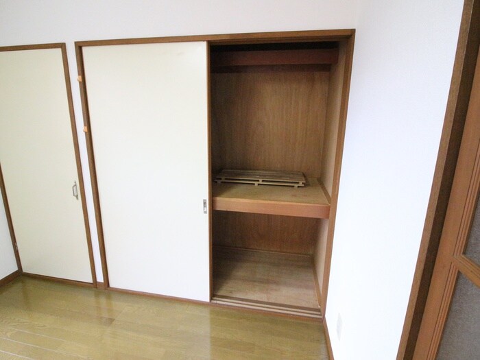 物件内観写真10　(居室)