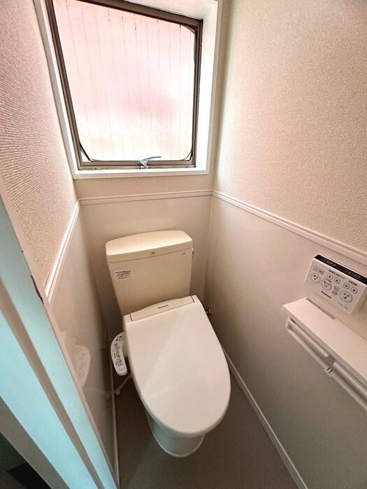 物件内観写真12　(トイレ)