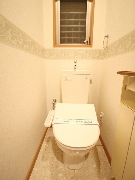 物件内観写真13　(トイレ)