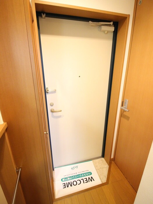 物件内観写真21　(玄関)