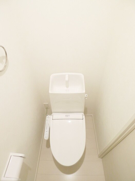 物件内観写真11　(トイレ)