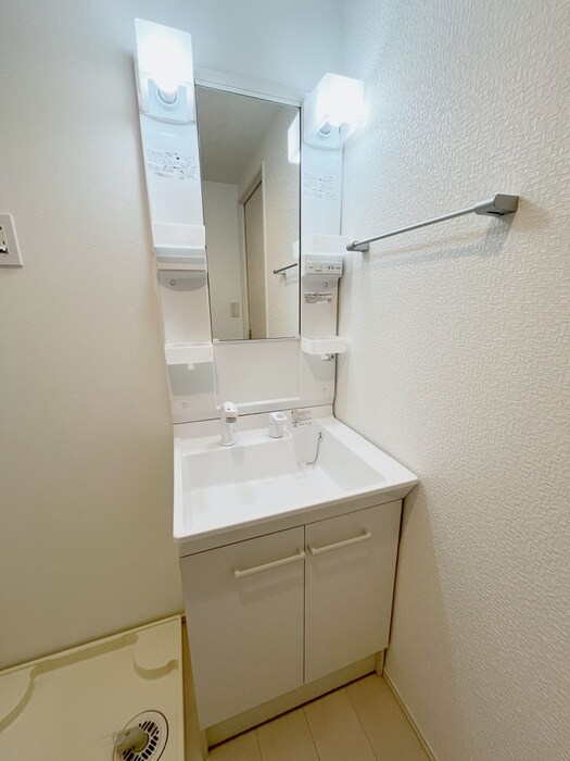 物件内観写真11　(洗面)