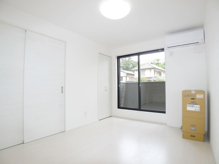 物件内観写真14　(居室)